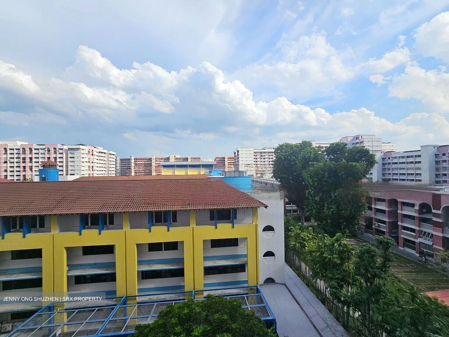 Blk 446 Hougang Avenue 8 (Hougang), HDB Executive #450667411